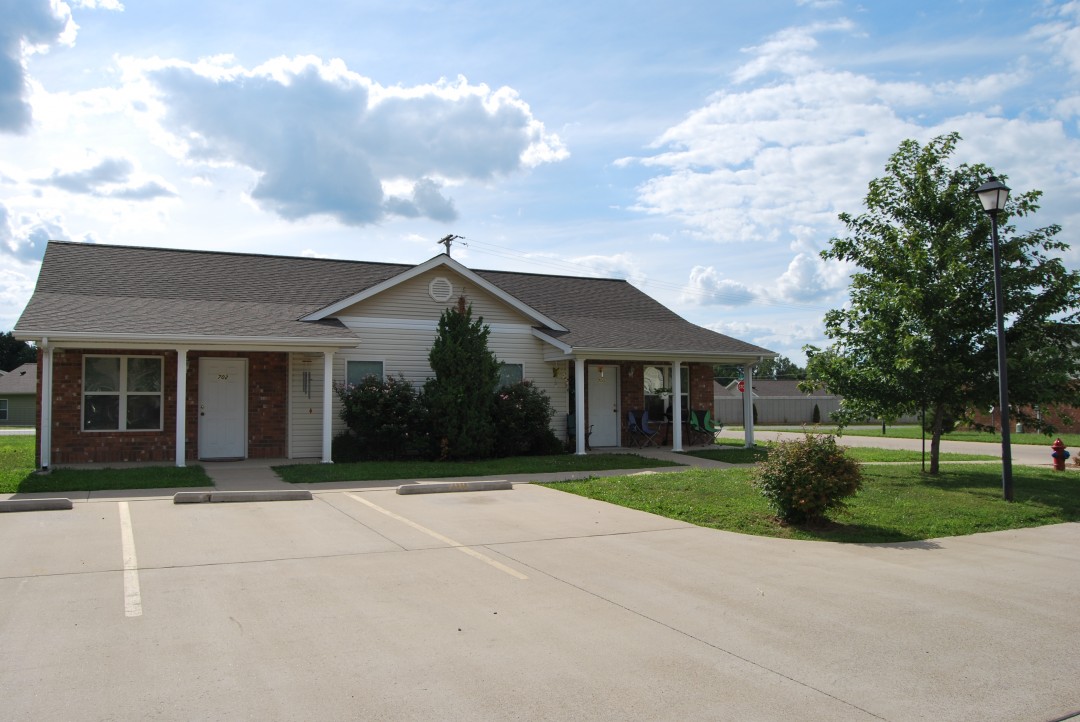 Pineview Apartments of Herrin Budslick Management Company, Inc.